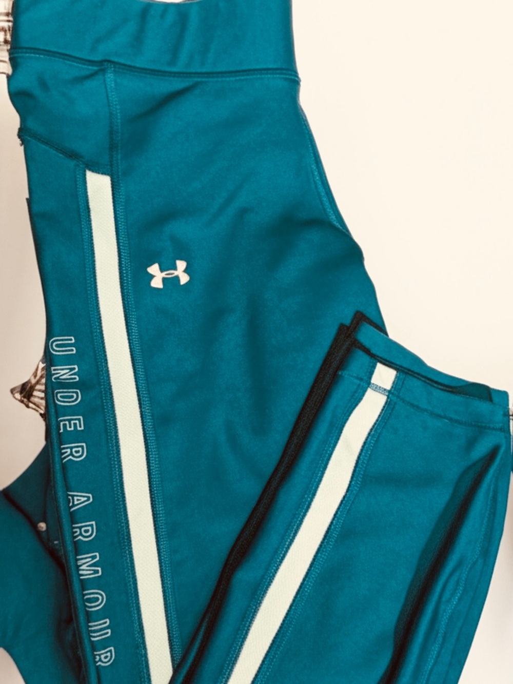 Under Armour Teal Women's Performance Leggings with Side Stripe